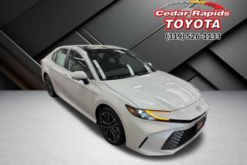2026 Toyota Camry XLE photo 1