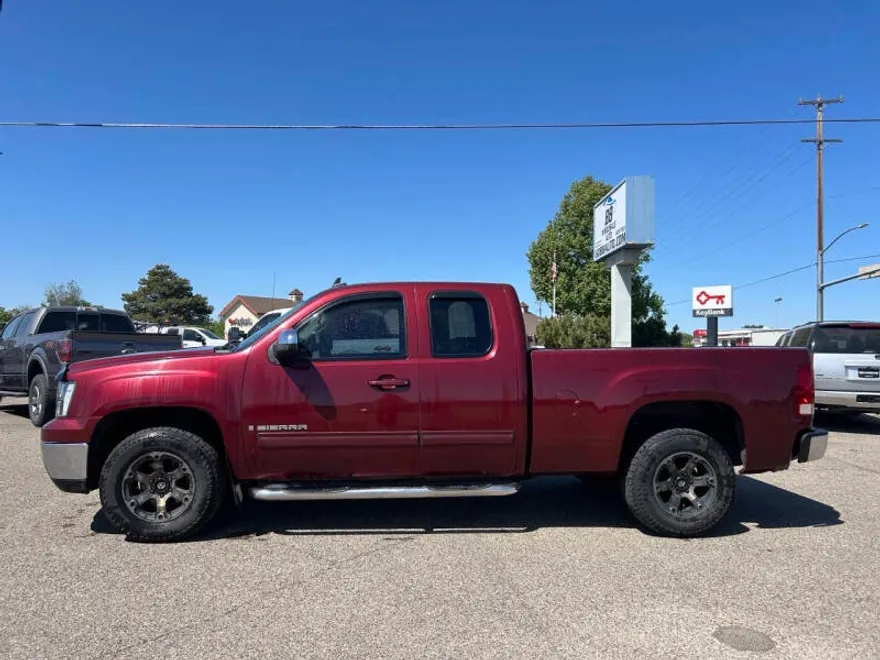 2008 Gmc Sierra 1500 SLT photo 1