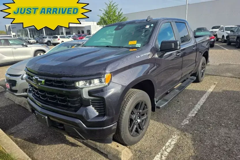 2022 Chevrolet Silverado 1500 RST photo 1