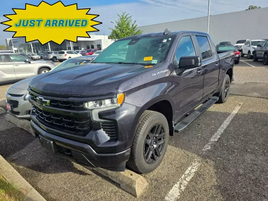 2022 Chevrolet Silverado 1500 RST photo 1