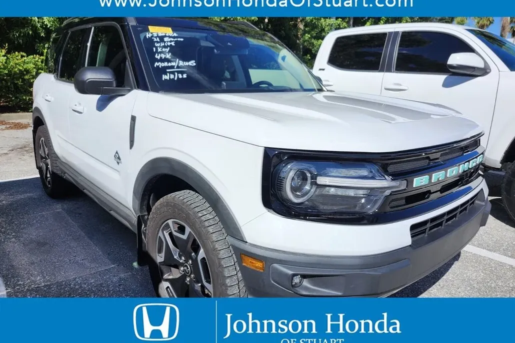 2021 Ford Bronco Sport Outer Banks photo 1
