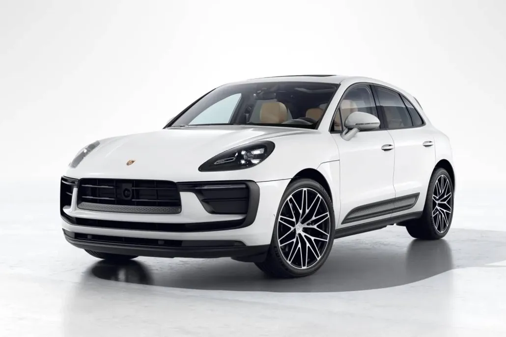 2026 Porsche Macan T photo 1
