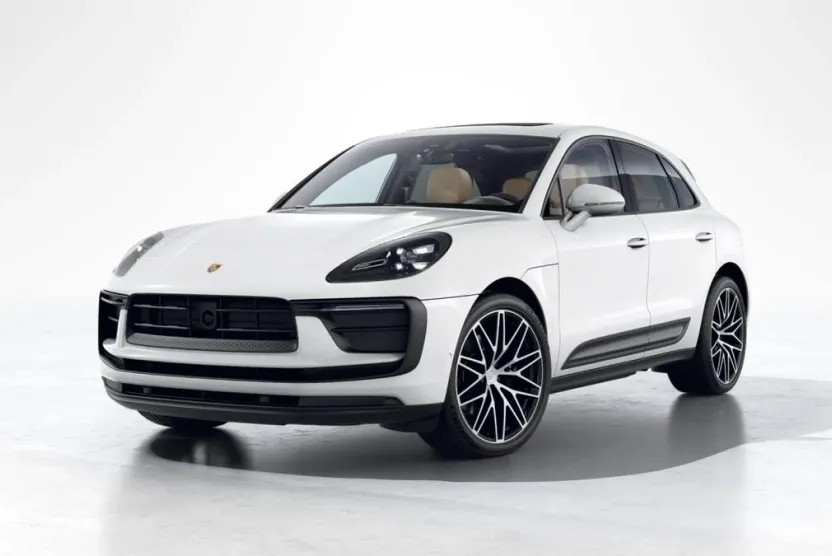 2026 Porsche Macan T photo 1