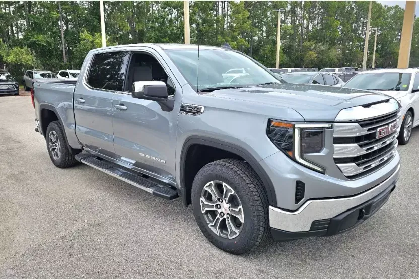 2026 Gmc Sierra SLE photo 1