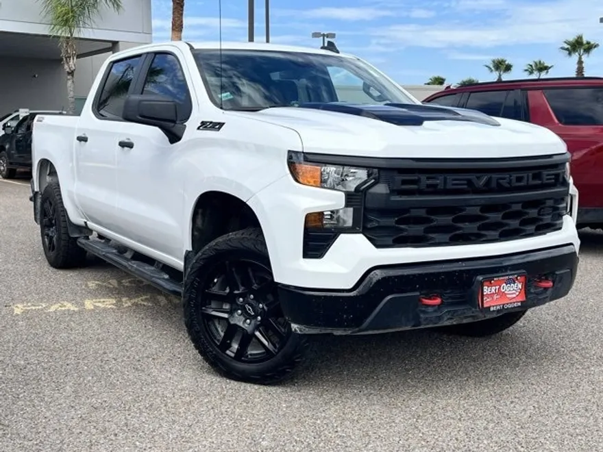 2023 Chevrolet Silverado 1500 Custom Trail Boss photo 1