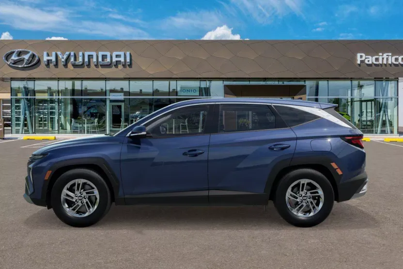 2026 Hyundai Tucson SE photo 1