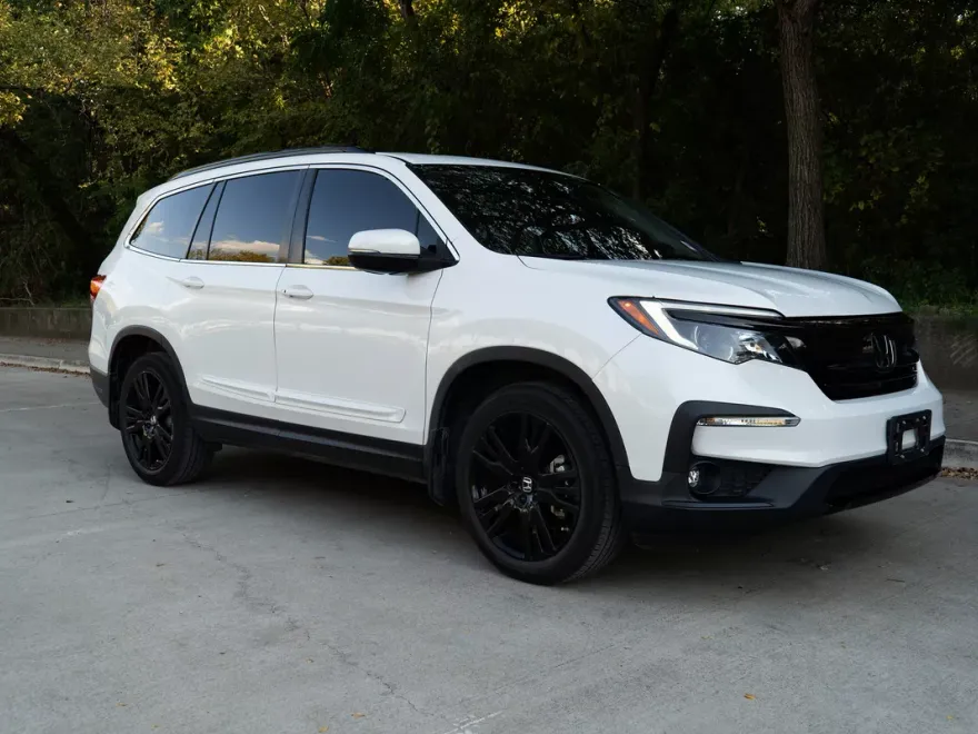2022 Honda Pilot Special Edition photo 1