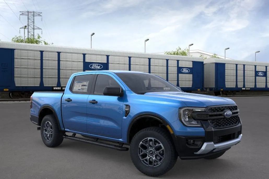 2025 Ford Ranger XLT photo 1