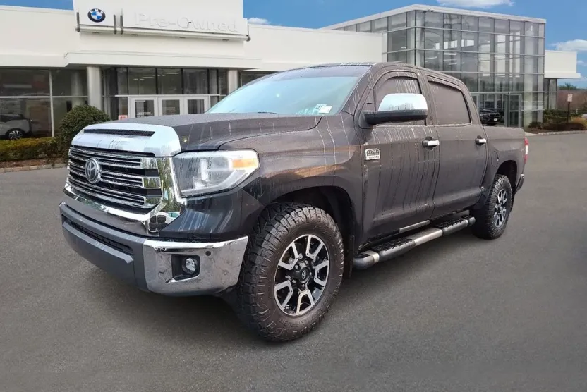 2020 Toyota Tundra Platinum Grade photo 1