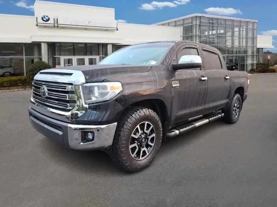 2020 Toyota Tundra Platinum Grade photo 1