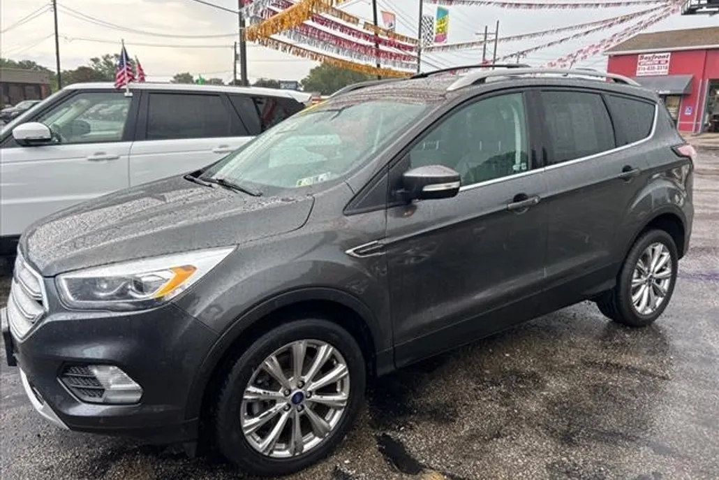 2018 Ford Escape Titanium photo 1