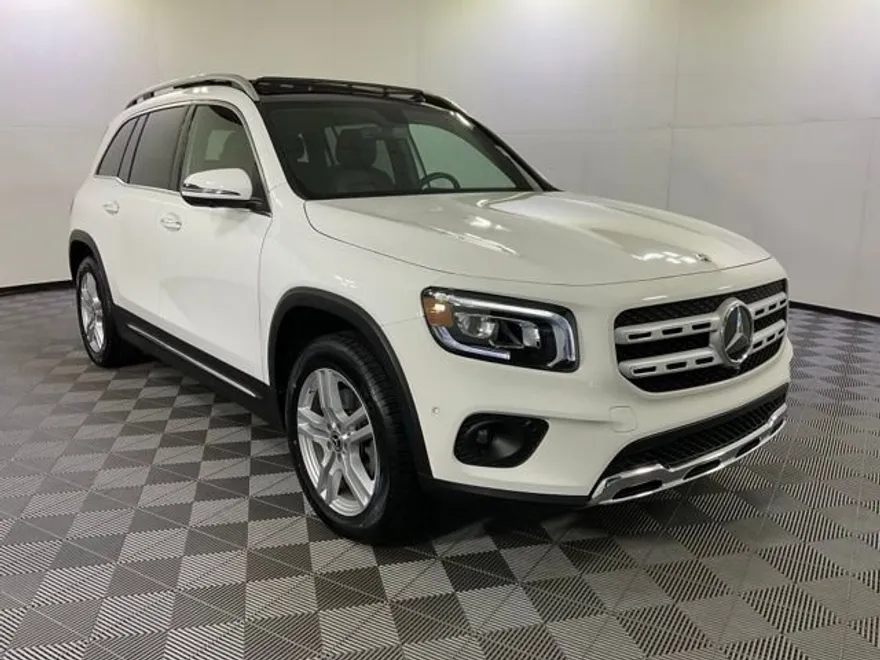 2022 Mercedes Benz GLB 250 photo 1