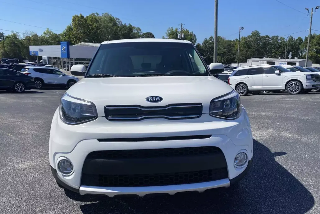 2017 Kia Soul Plus photo 1