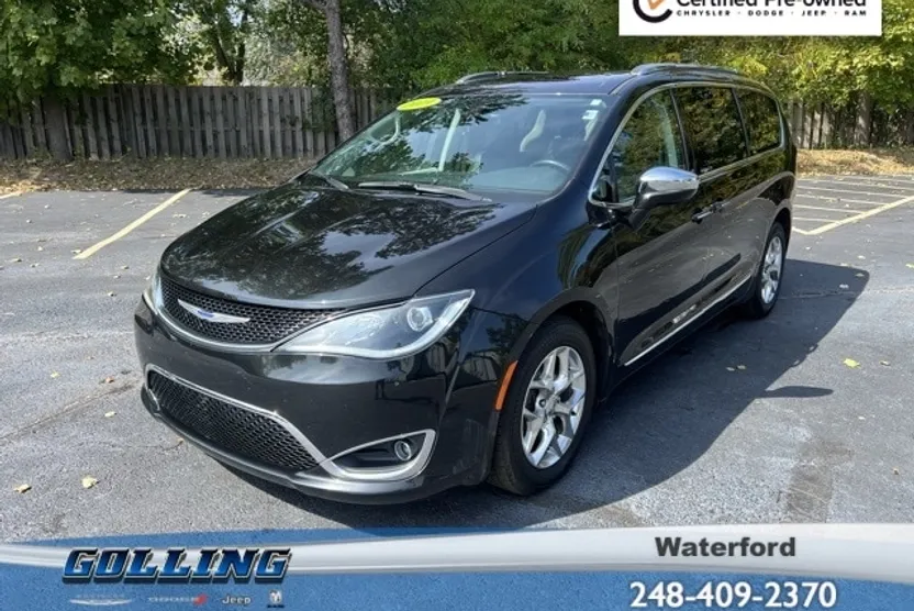 2019 Chrysler Pacifica Limited photo 1