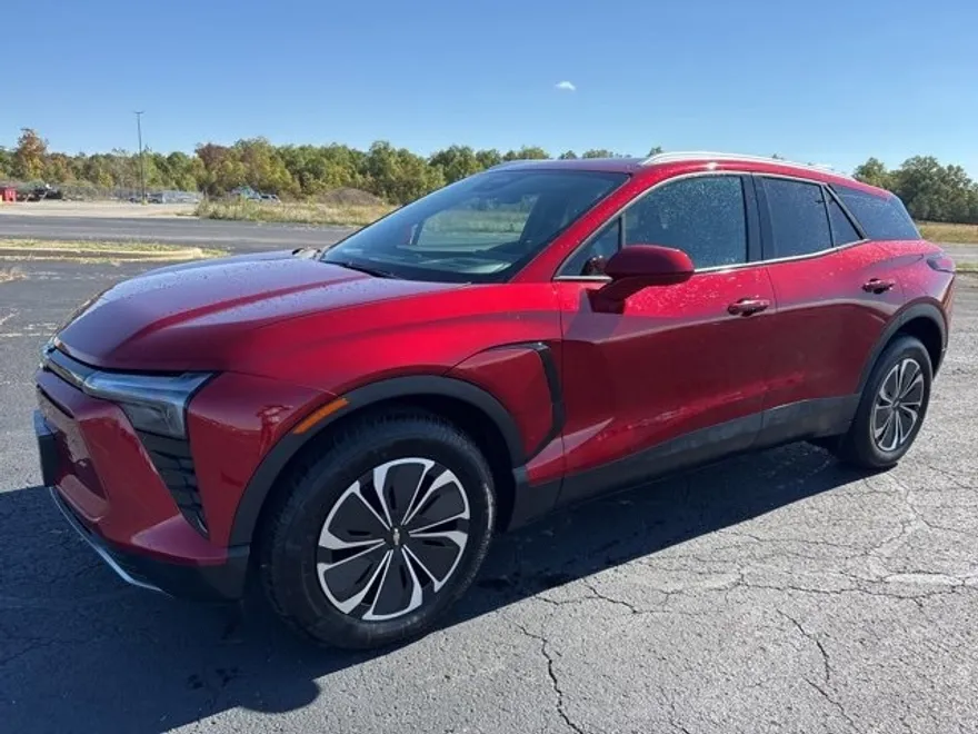 2024 Chevrolet Blazer EV photo 1