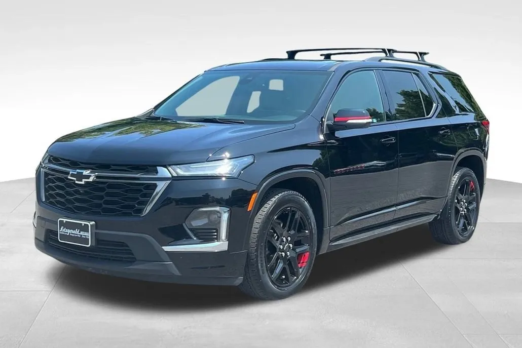 2024 Chevrolet Traverse Premier photo 1