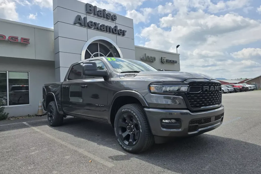 2025 Ram 1500 Big Horn photo 1