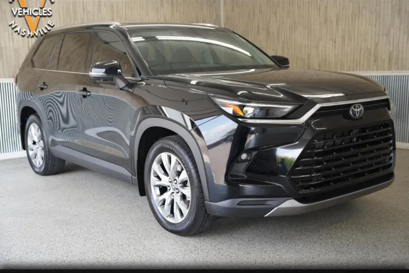 2024 Toyota Grand Highlander Hybrid XLE AWD photo 1