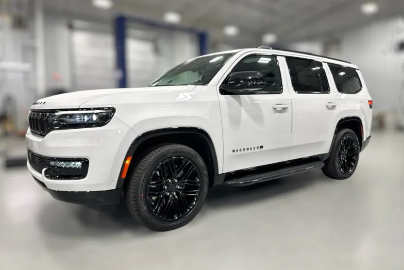 2025 Jeep Wagoneer Series II Carbide photo 1
