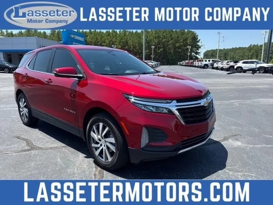 2024 Chevrolet Equinox LT photo 1