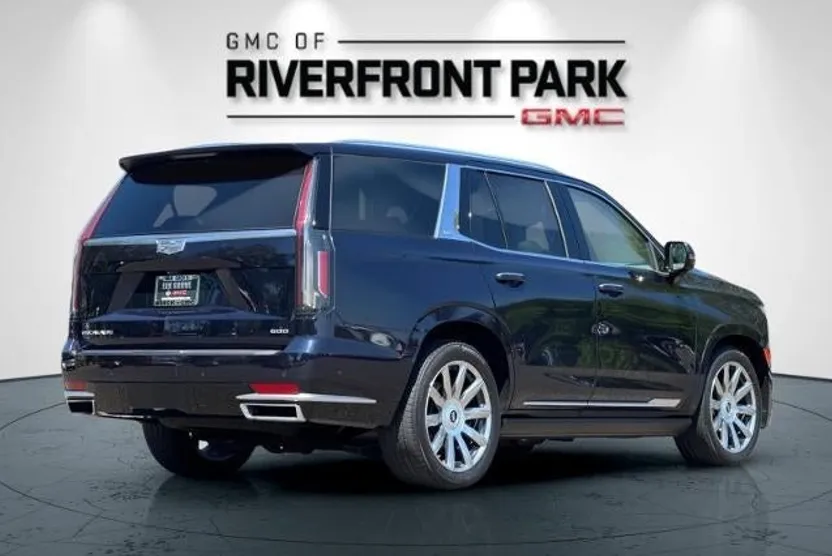 2021 Cadillac Escalade Premium Luxury Platinum photo 1