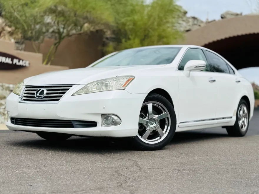 2011 Lexus ES 350 photo 1