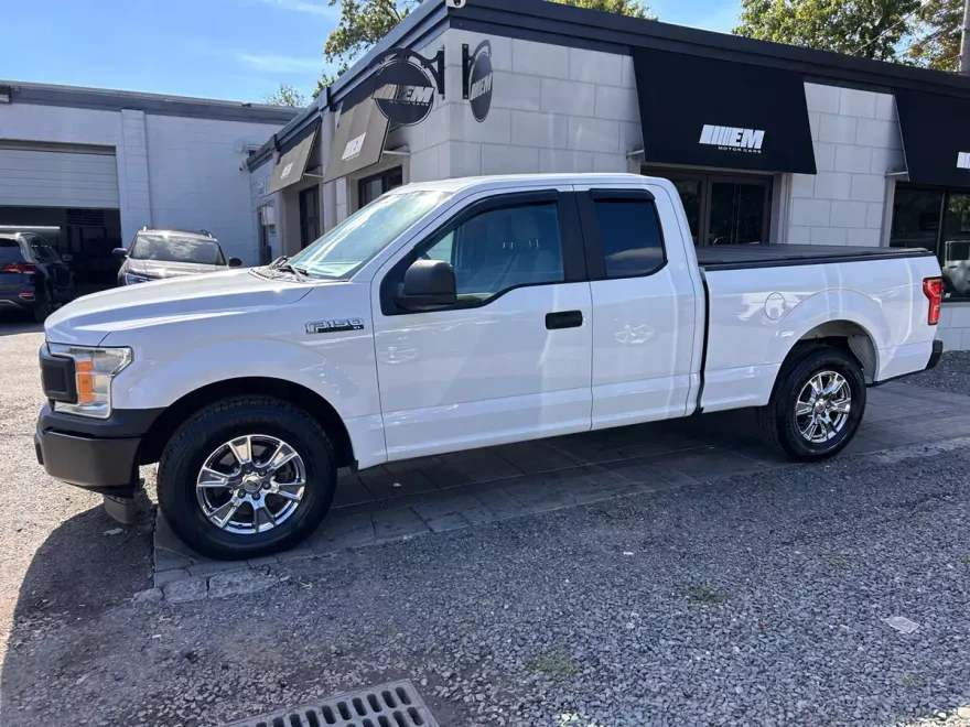 2018 Ford F-150 XL photo 1