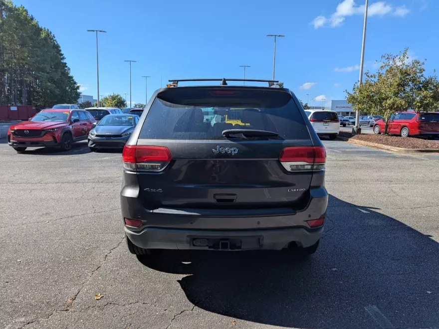 2015 Jeep Grand Cherokee Laredo photo 1