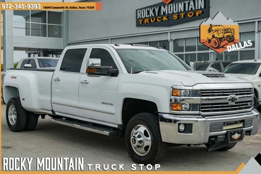 2018 Chevrolet Silverado 3500HD LTZ photo 1