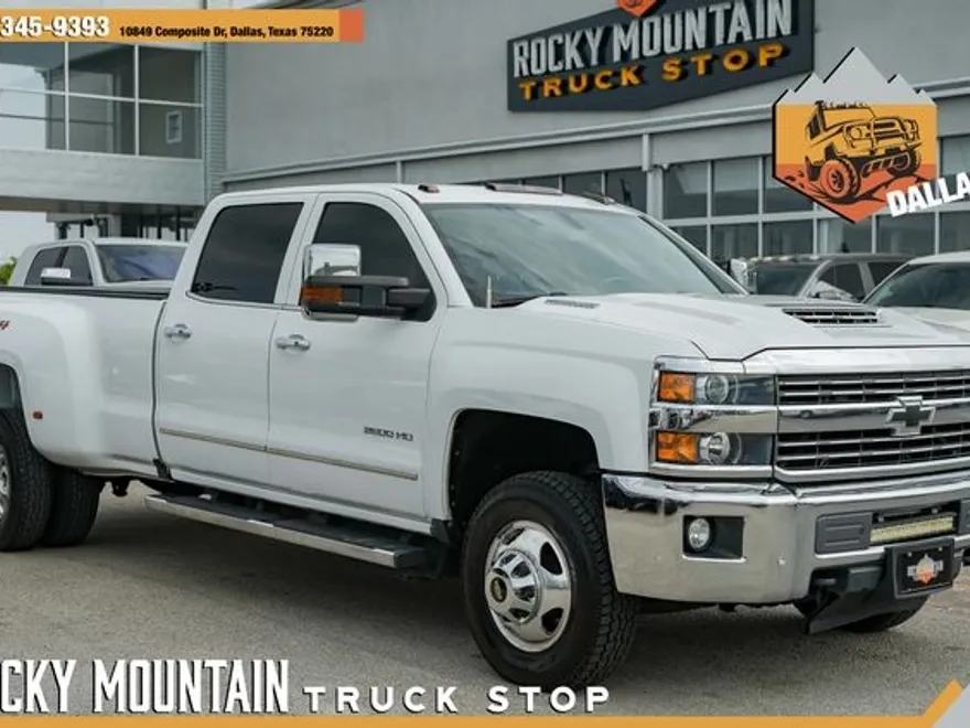 2018 Chevrolet Silverado 3500HD LTZ photo 1