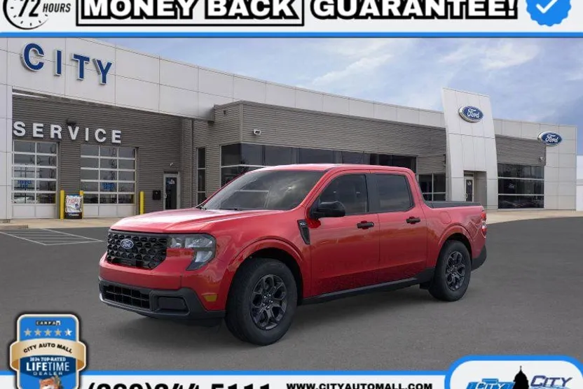2025 Ford Maverick XLT photo 1