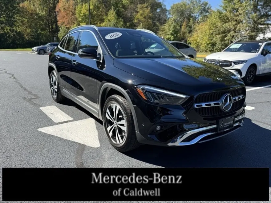 2025 Mercedes Benz GLA 250 4MATIC photo 1