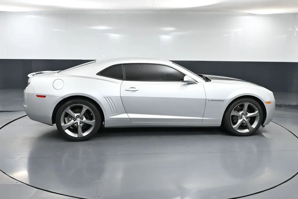2013 Chevrolet Camaro 2LT RS photo 1