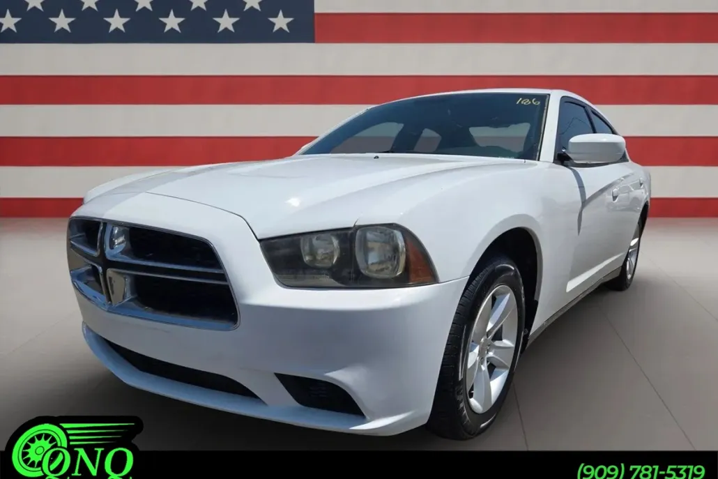 2014 Dodge Charger SE photo 1