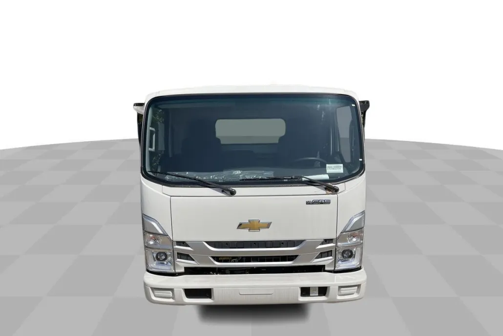 2024 Chevrolet Silverado photo 1