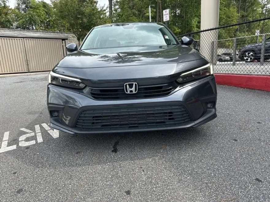 2022 Honda Civic Touring photo 1
