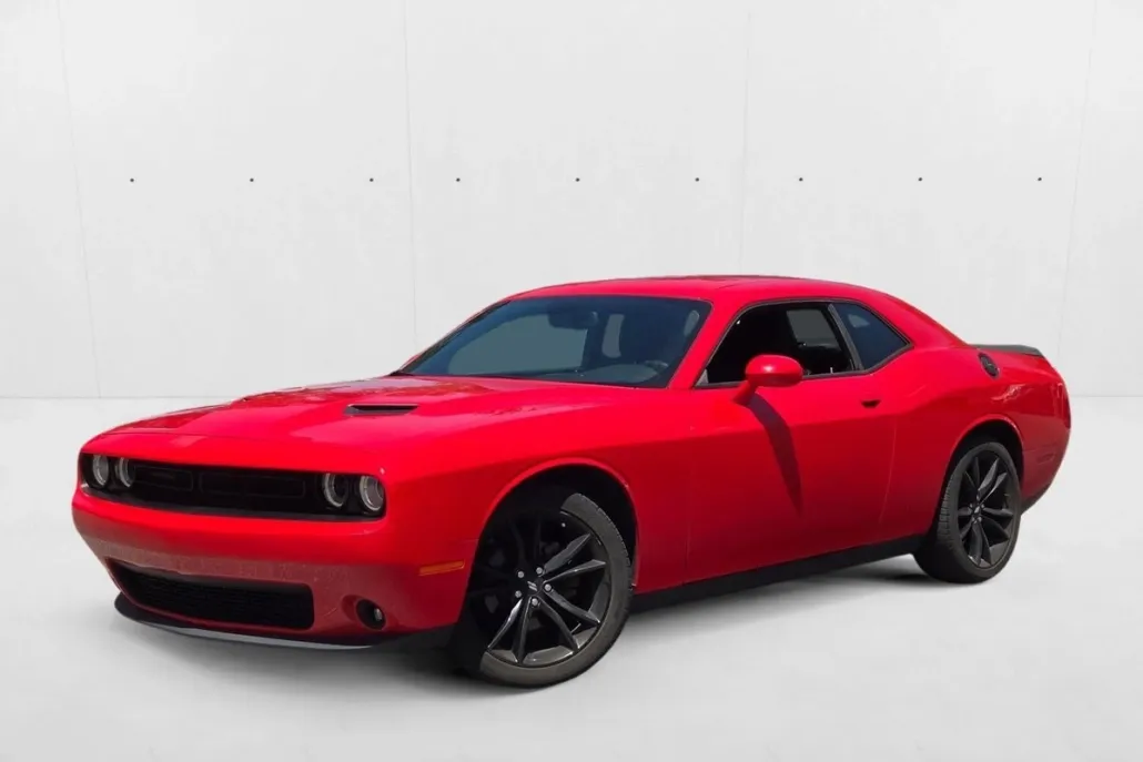 2018 Dodge Challenger SXT photo 1