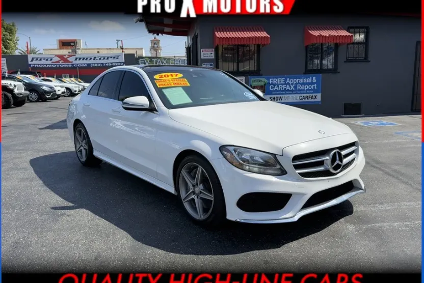 2017 Mercedes Benz C 300 4MATIC Sedan photo 1
