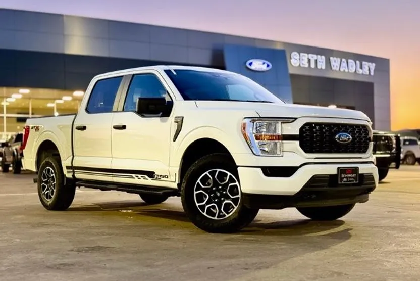 2022 Ford F-150 XL STX photo 1