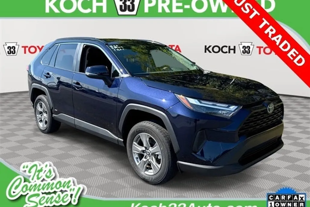 2024 Toyota RAV4 Hybrid XLE photo 1