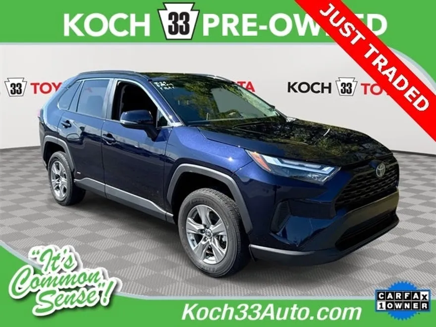 2024 Toyota RAV4 Hybrid XLE photo 1