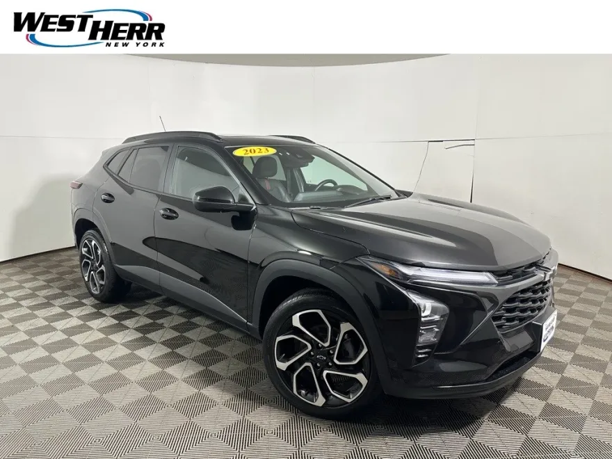2024 Chevrolet Trax photo 1