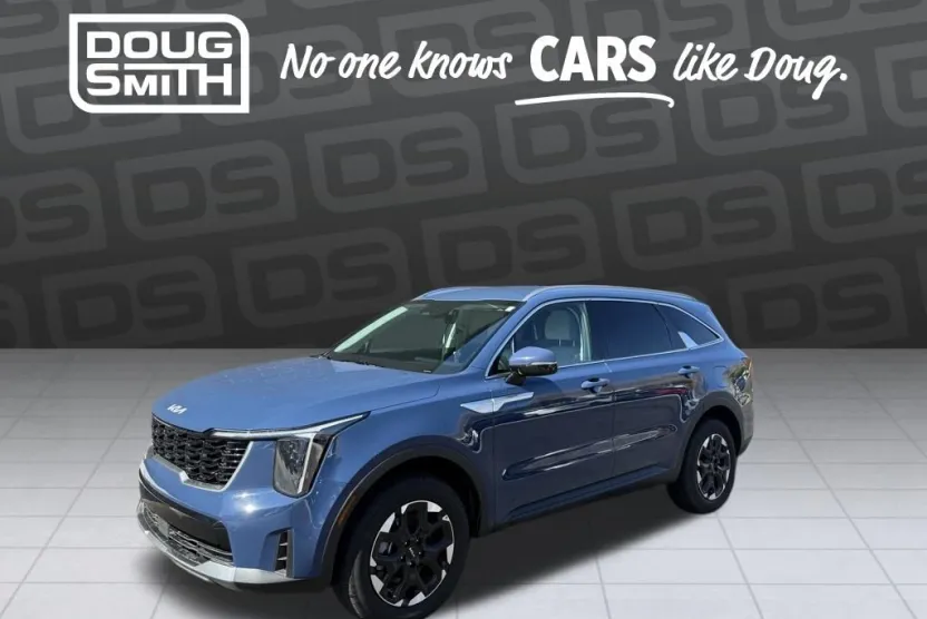 2024 Kia Sorento S photo 1