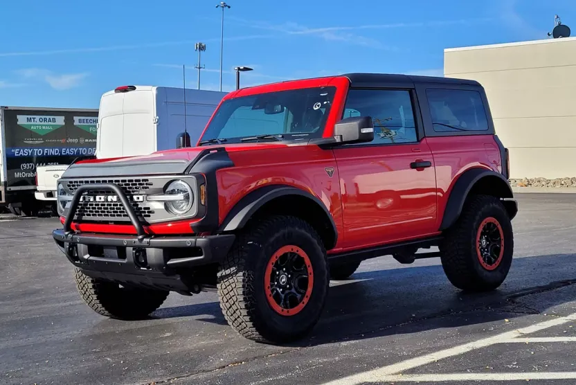 2022 Ford Bronco Badlands photo 1