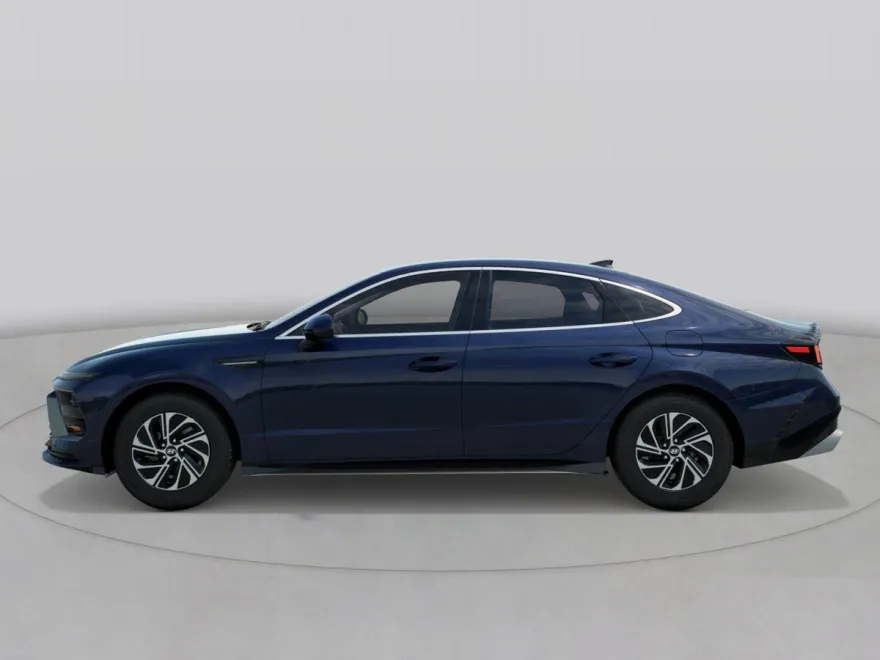 2026 Hyundai Sonata Hybrid Blue photo 1