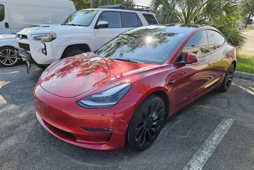 2023 Tesla Model 3 Performance photo 1