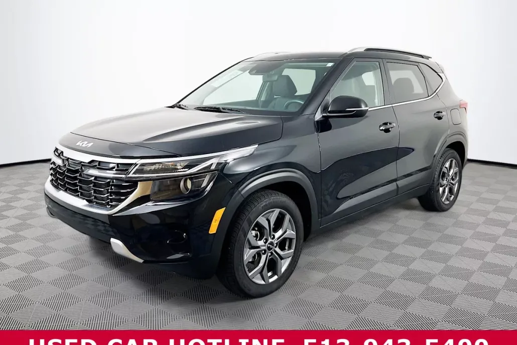 2024 Kia Seltos S photo 1