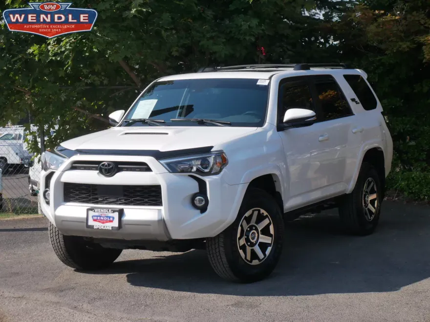 2023 Toyota 4Runner TRD Premium photo 1