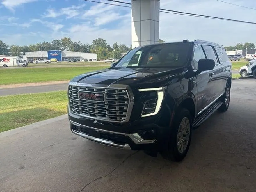2026 Gmc Yukon XL Denali photo 1