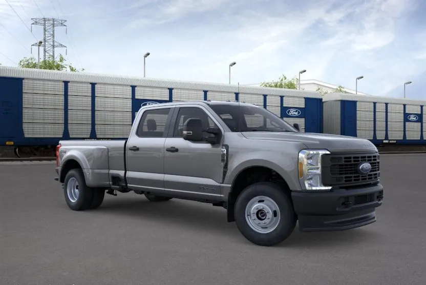 2026 Ford F-350 XL photo 1